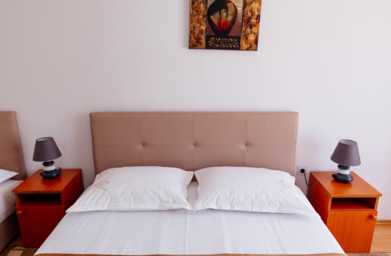 Castello Apartments أولتْسي المظهر الخارجي الصورة